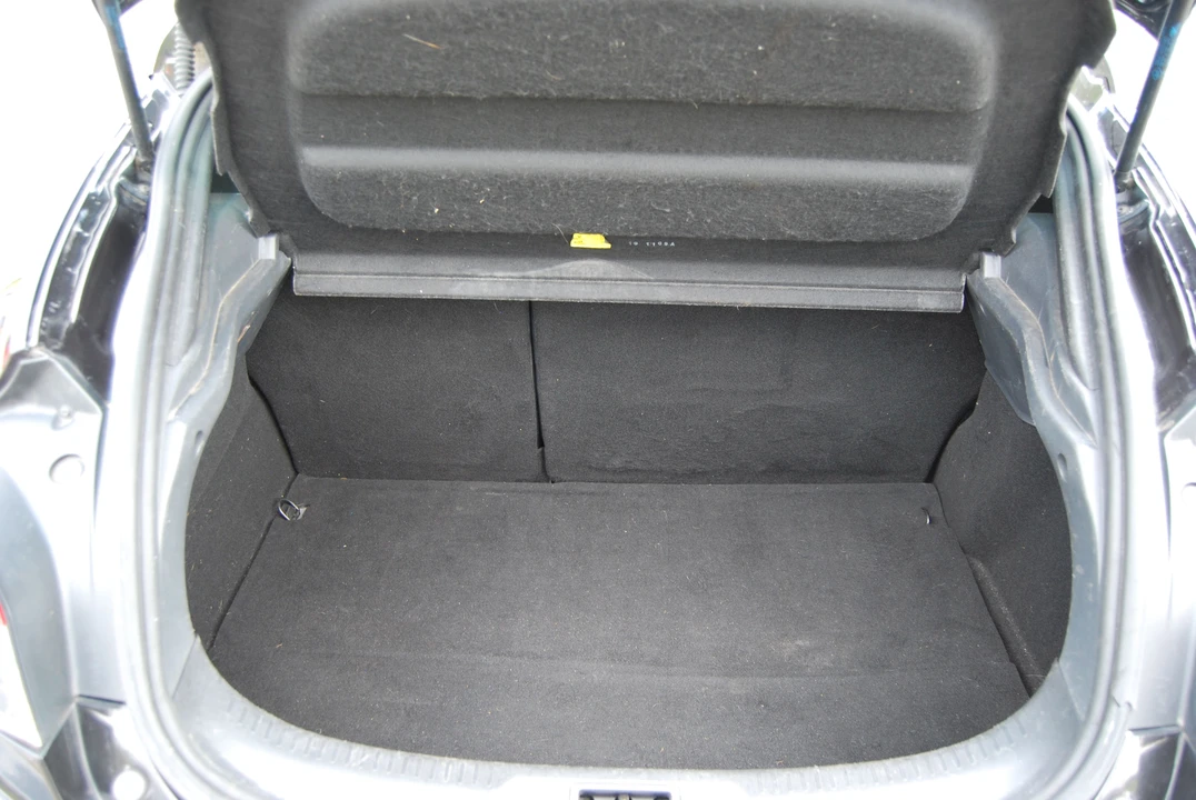 2010 Renault Megane RS II 3rd Gen - Image 14 of 14