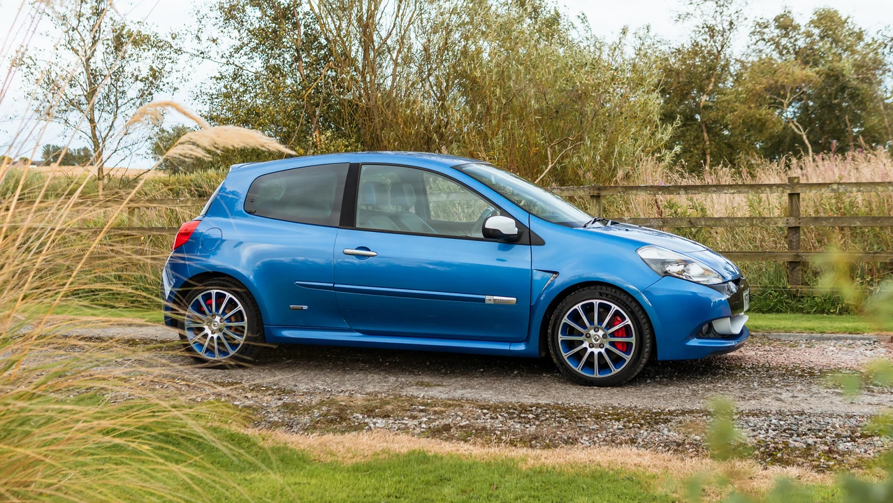 2010 Renault Clio 3rd Gen - Image 14 of 31