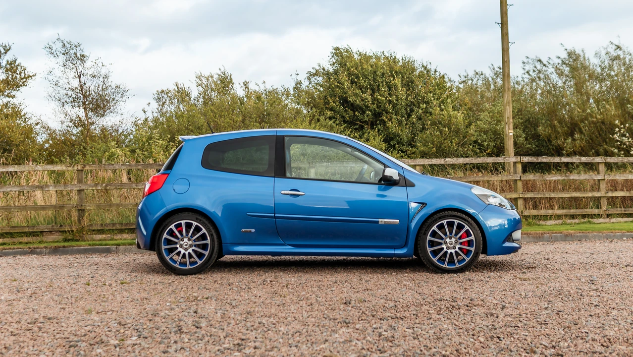 2010 Renault Clio 3rd Gen - Image 15 of 31