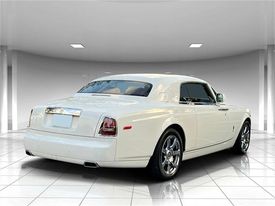 2010 Rolls-Royce Ghost 1st Gen - Image 5 of 25