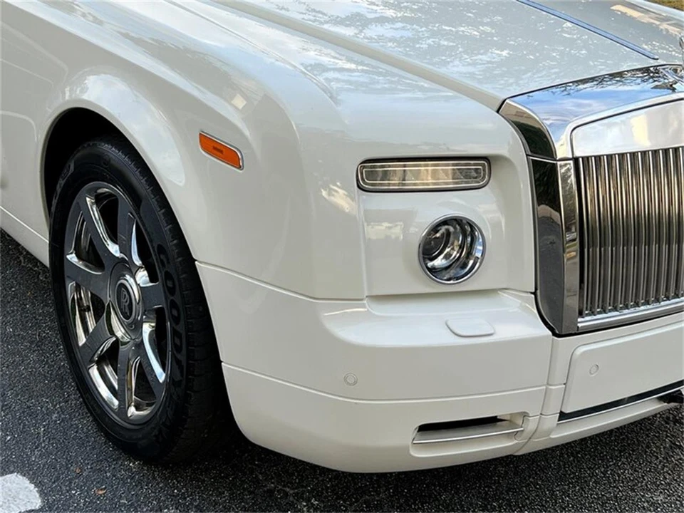 2010 Rolls-Royce Ghost 1st Gen - Image 8 of 25