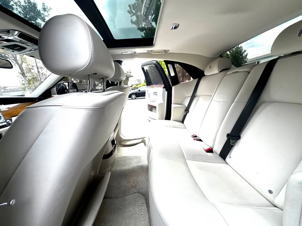 2010 Rolls-Royce Ghost 1st Gen - Image 18 of 20