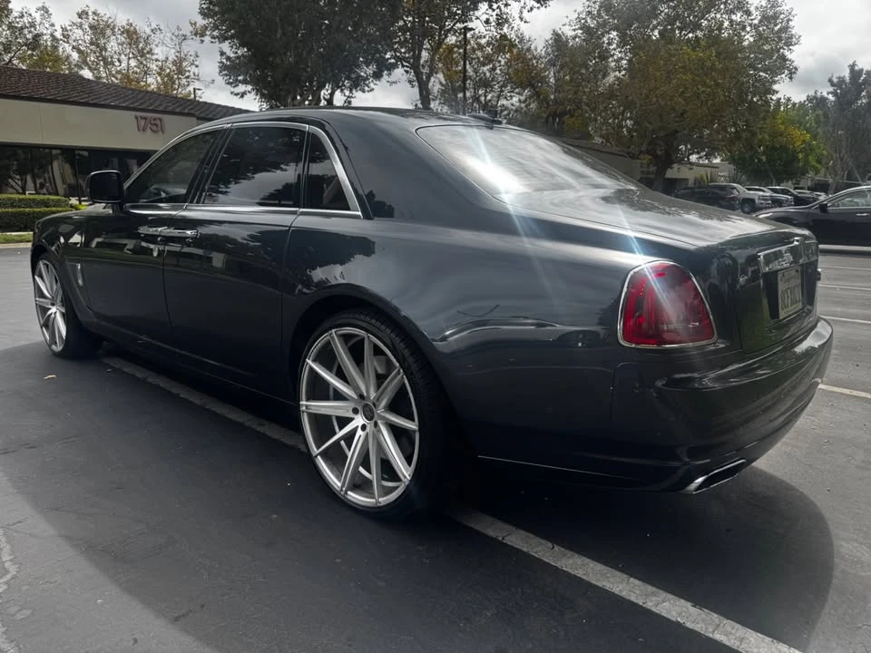 2010 Rolls-Royce Ghost 1st Gen - Image 5 of 20