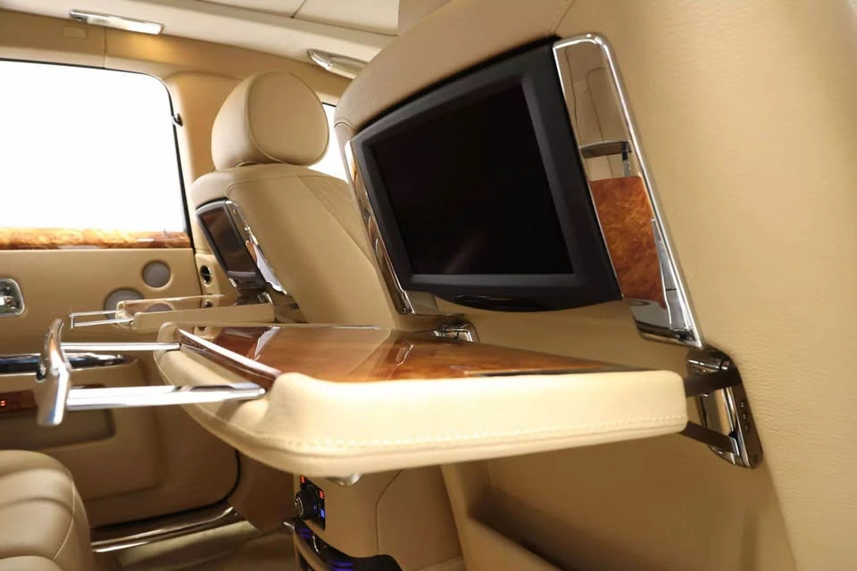 2010 Rolls-Royce Ghost 1st Gen - Image 8 of 10