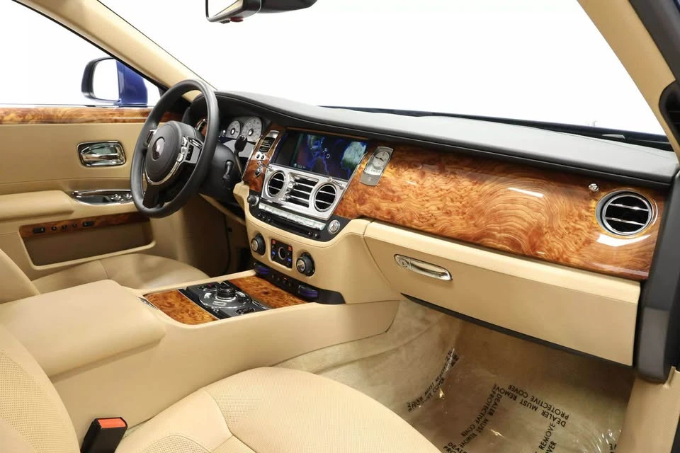 2010 Rolls-Royce Ghost 1st Gen - Image 7 of 10