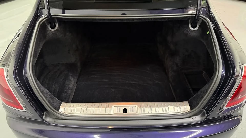 2010 Rolls-Royce Ghost 1st Gen - Image 18 of 18