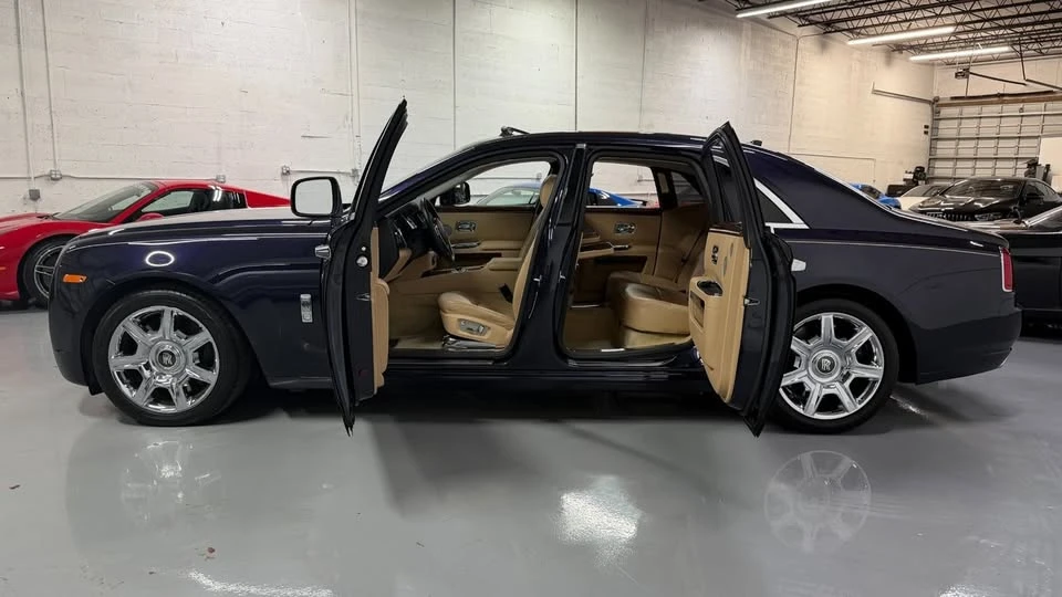 2010 Rolls-Royce Ghost 1st Gen - Image 4 of 18