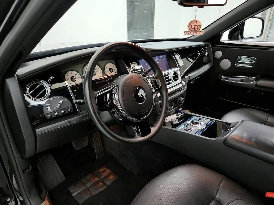 2010 Rolls-Royce Ghost 1st Gen - Image 13 of 20