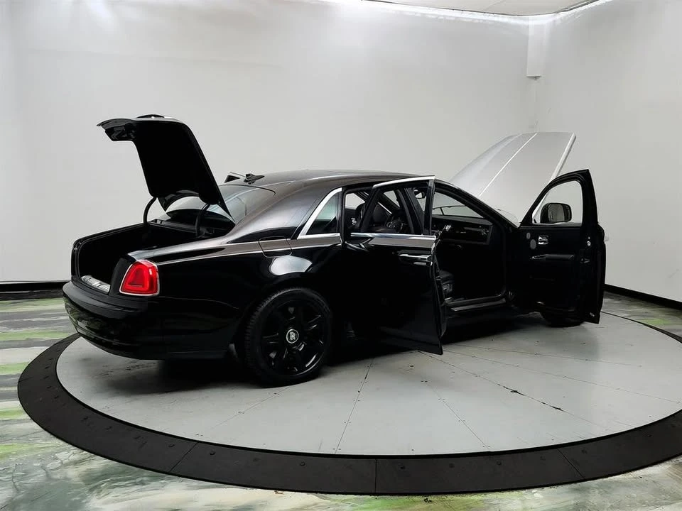 2010 Rolls-Royce Ghost 1st Gen - Image 11 of 20