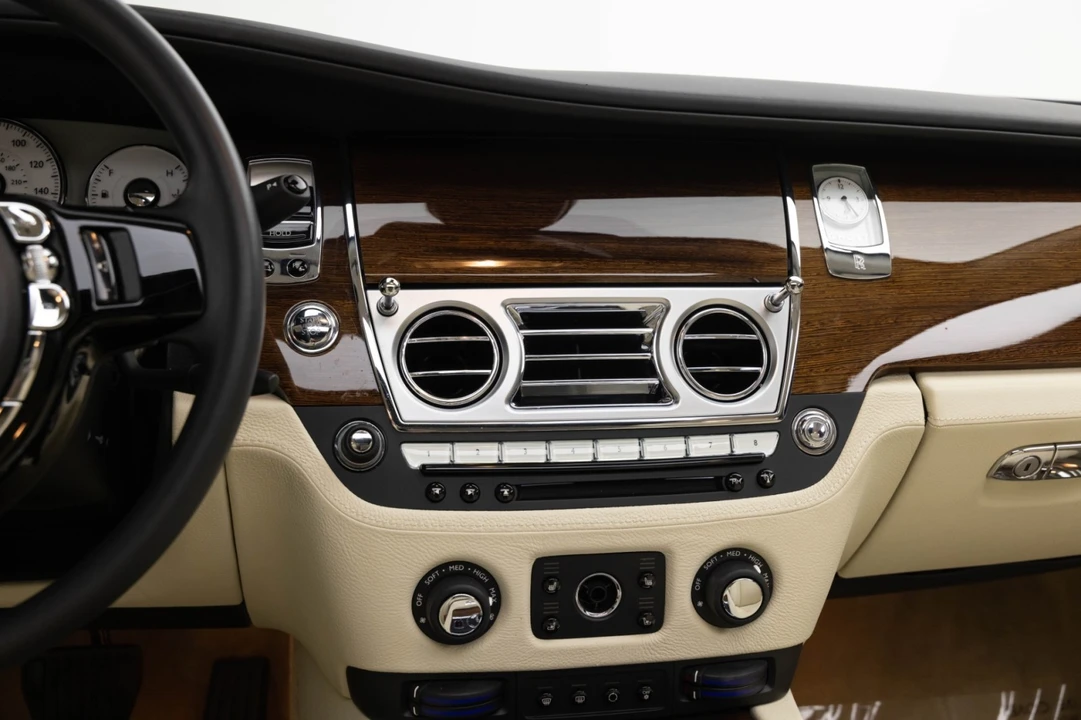 2010 Rolls-Royce Ghost - Image 18 of 31