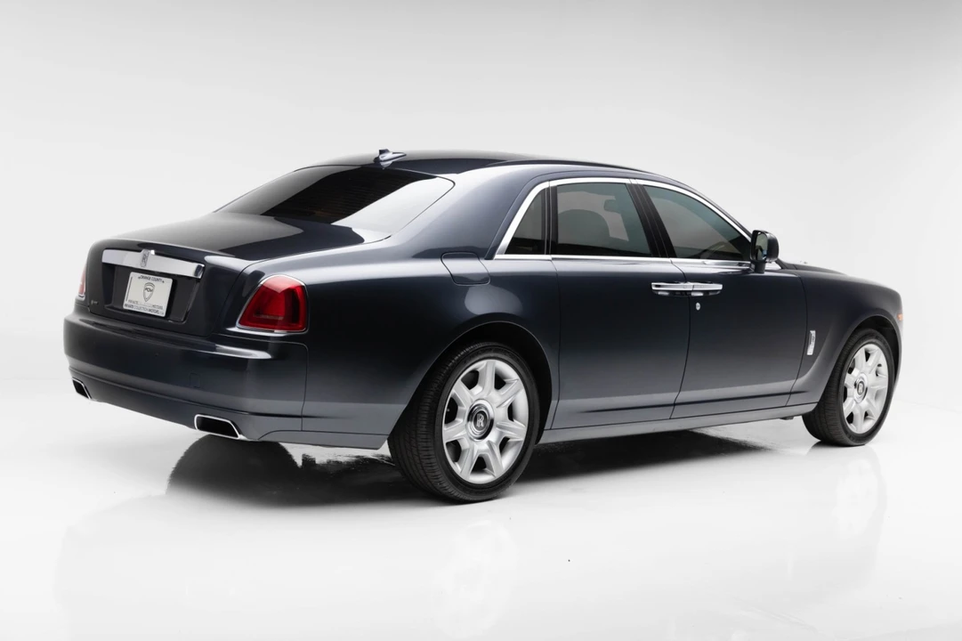 2010 Rolls-Royce Ghost - Image 11 of 31