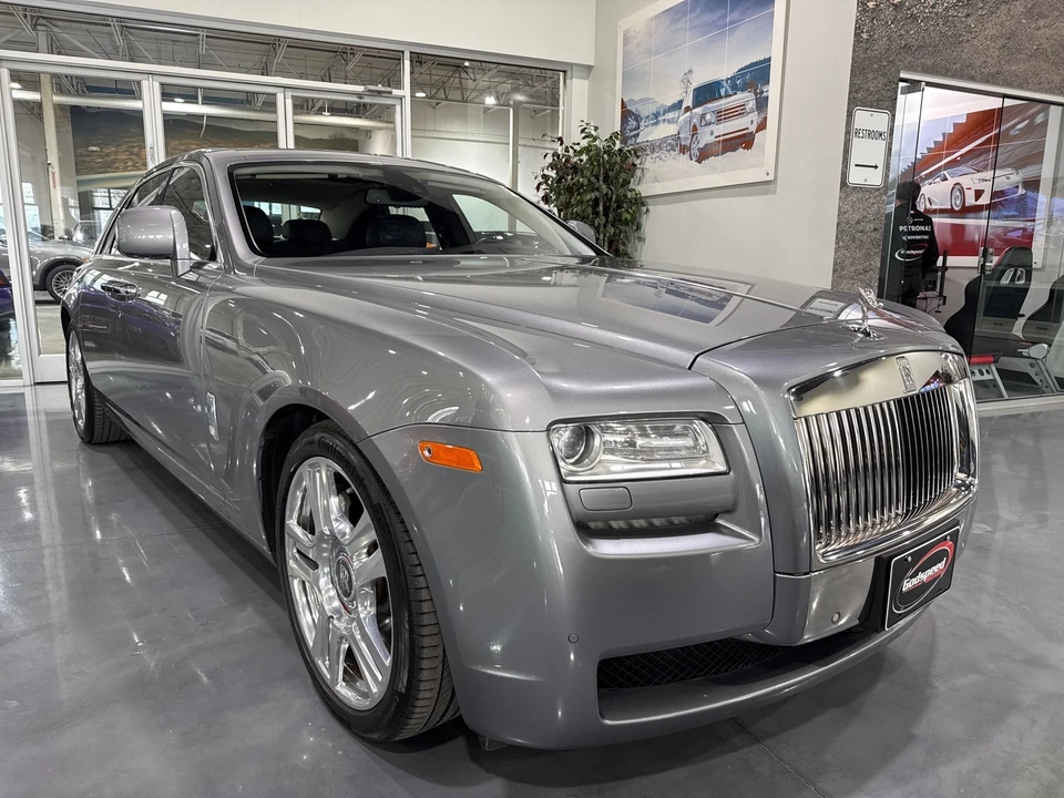 2010 Rolls-Royce Ghost 1st Gen - Image 3 of 12