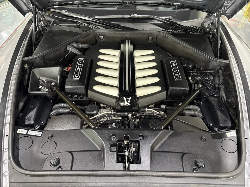 2010 Rolls-Royce Ghost 1st Gen - Image 20 of 21