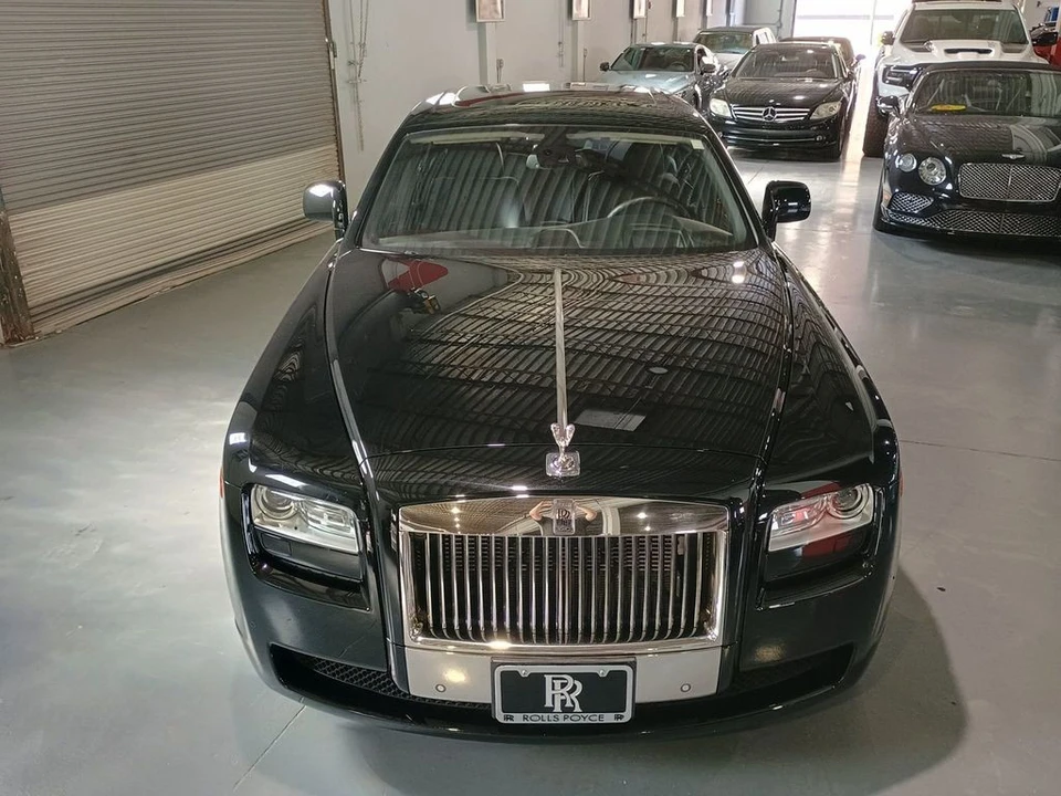 2010 Rolls-Royce Ghost 1st Gen - Image 10 of 12