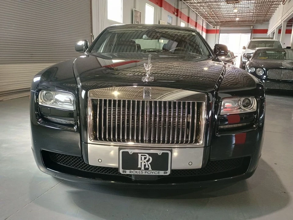 2010 Rolls-Royce Ghost 1st Gen - Image 9 of 12