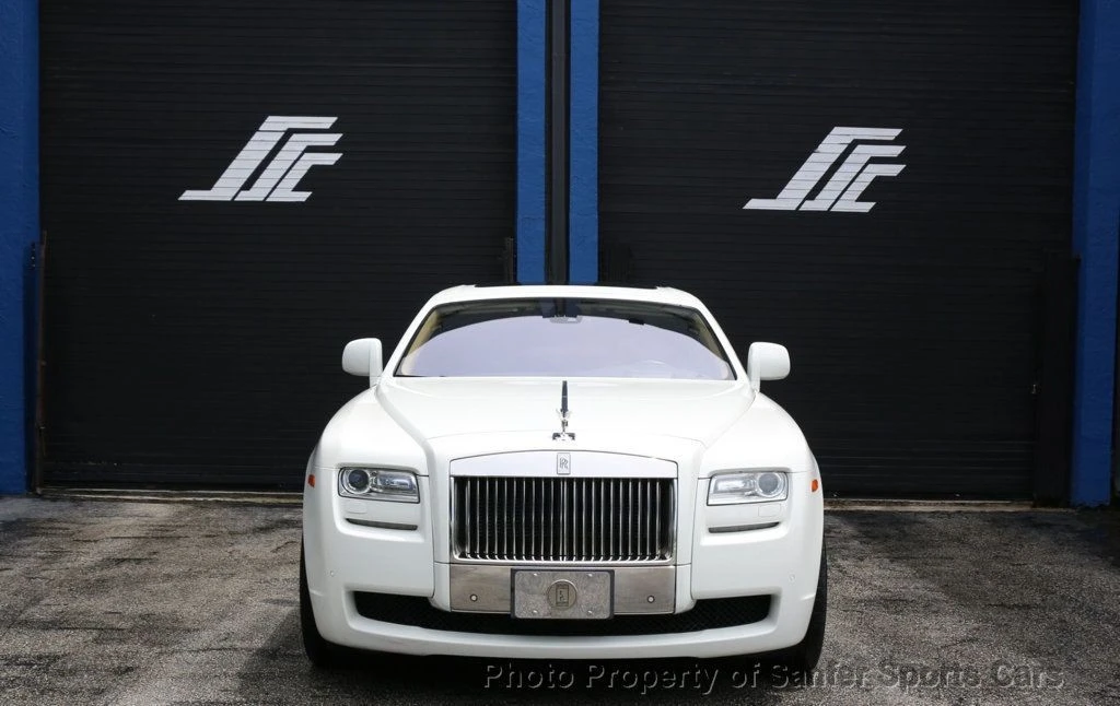 2010 Rolls-Royce Ghost 1st Gen - Image 9 of 12