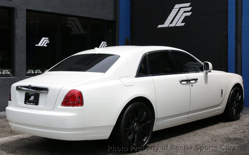 2010 Rolls-Royce Ghost 1st Gen - Image 7 of 12