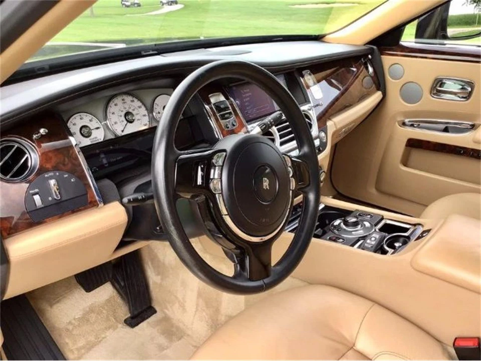 2010 Rolls-Royce Ghost 1st Gen - Image 8 of 19