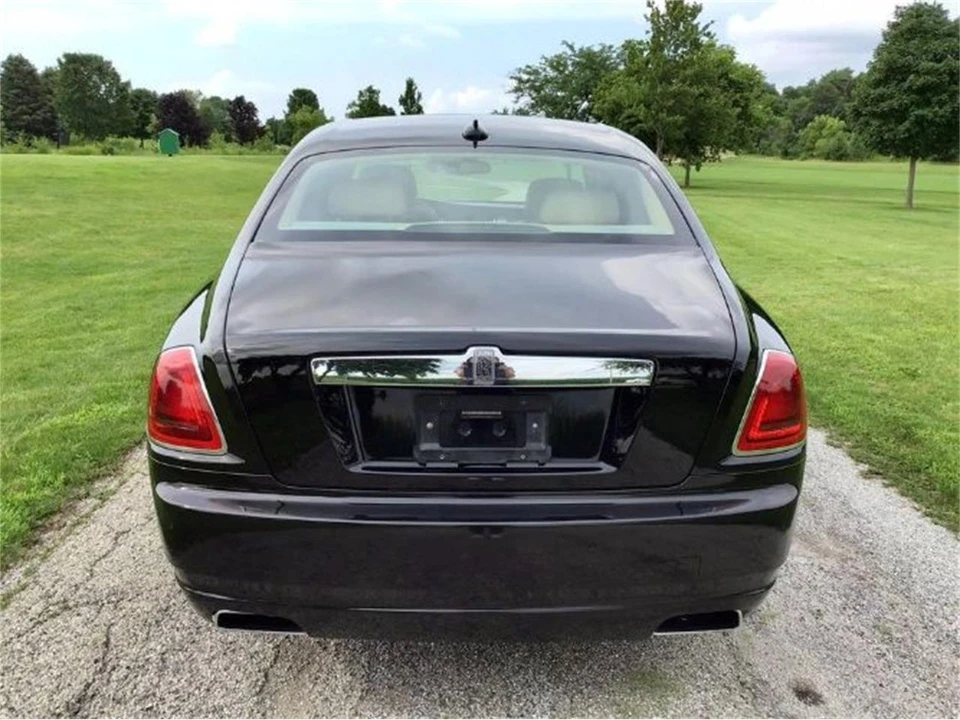 2010 Rolls-Royce Ghost 1st Gen - Image 15 of 19