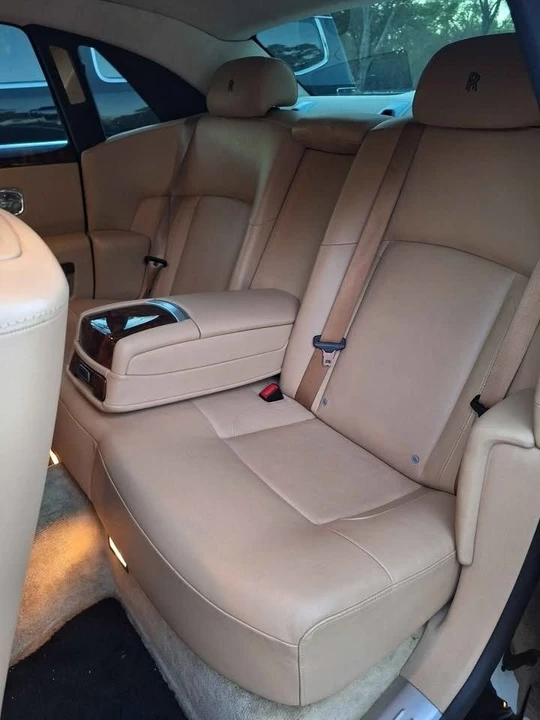 2010 Rolls-Royce Ghost 1st Gen - Image 17 of 20