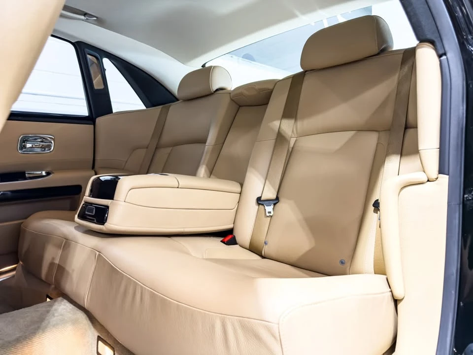 2010 Rolls-Royce Ghost 1st Gen - Image 15 of 20