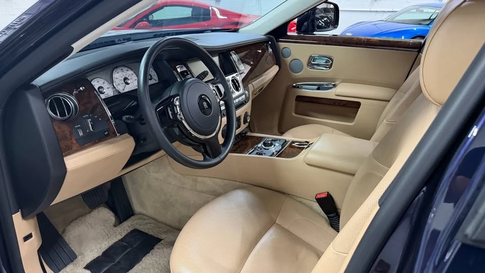 2010 Rolls-Royce Ghost 1st Gen - Image 4 of 7
