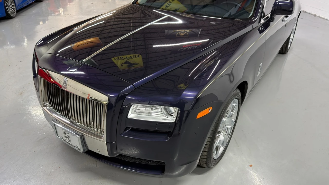 2010 Rolls-Royce Ghost 1st Gen - Image 29 of 31