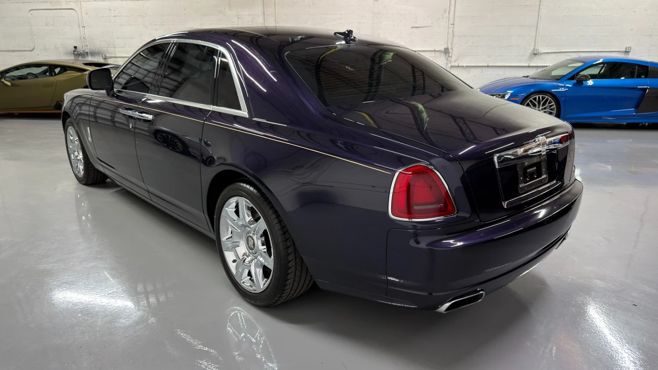 2010 Rolls-Royce Ghost 1st Gen - Image 18 of 31