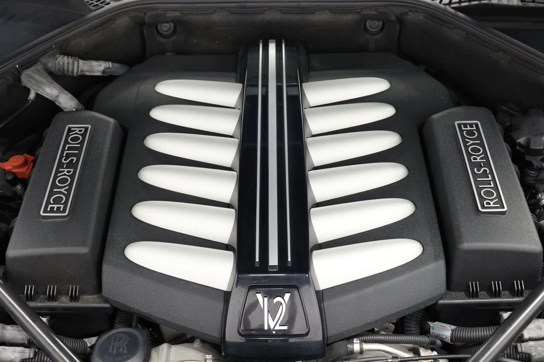 2010 Rolls-Royce Ghost 1st Gen - Image 11 of 25