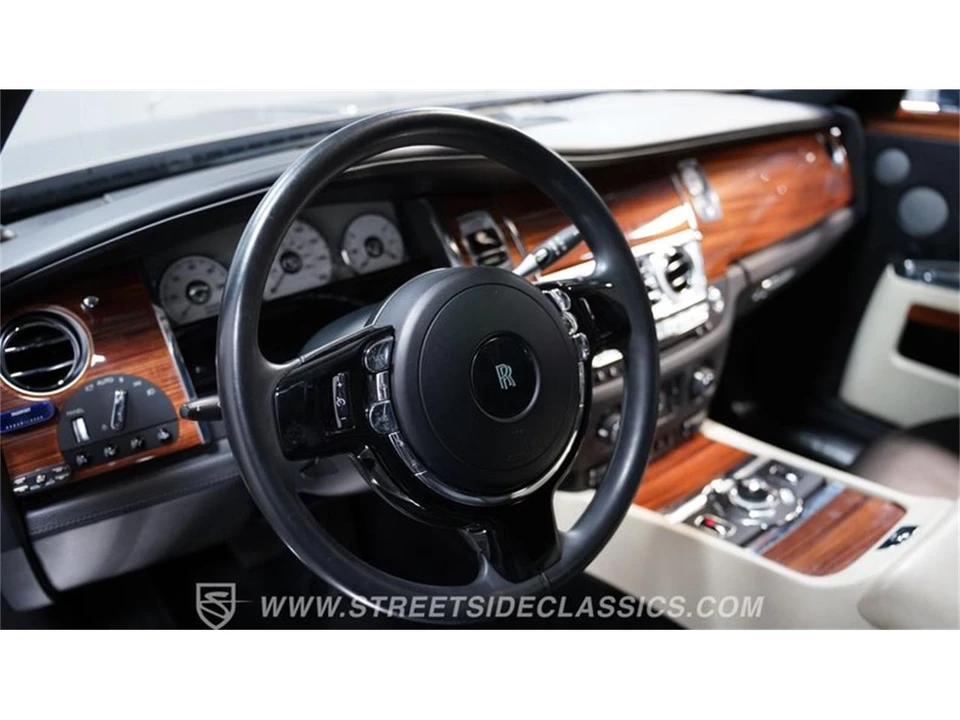 2010 Rolls-Royce Ghost 1st Gen - Image 31 of 31