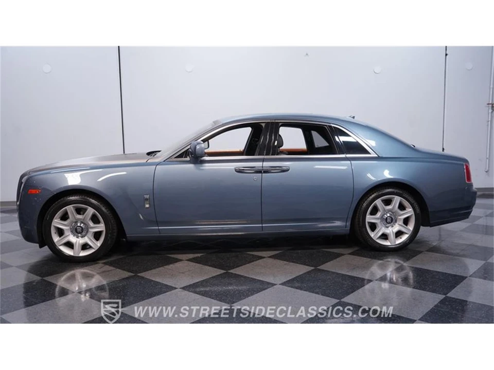 2010 Rolls-Royce Ghost 1st Gen - Image 2 of 31