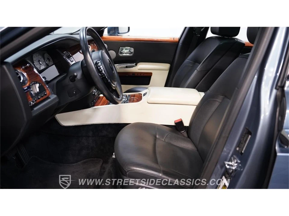 2010 Rolls-Royce Ghost 1st Gen - Image 30 of 31