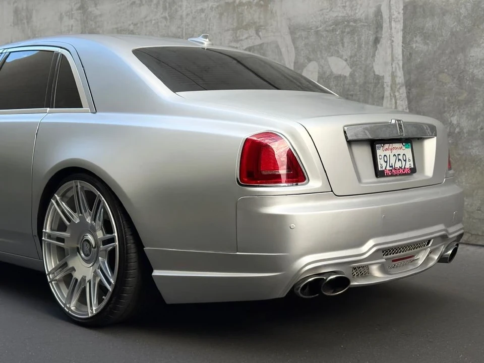2010 Rolls-Royce Ghost 1st Gen - Image 11 of 21