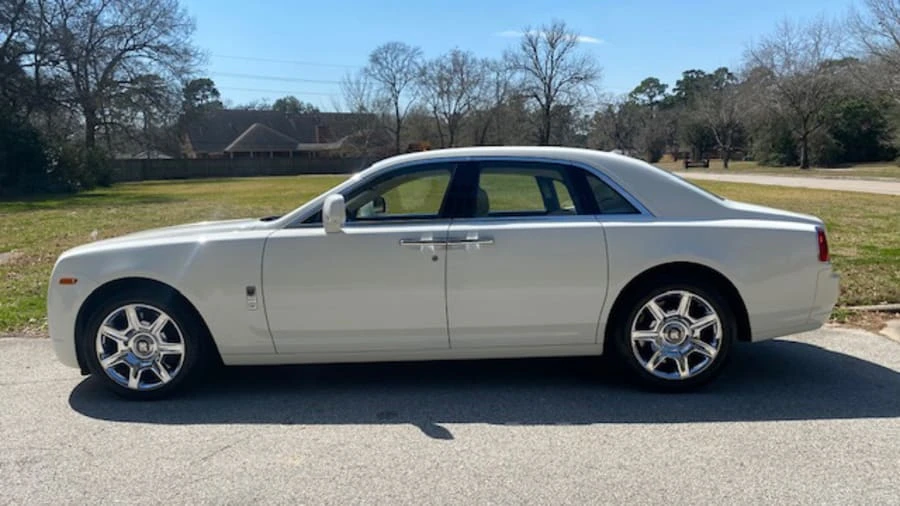 2010 Rolls-Royce Ghost 1st Gen - Image 2 of 14