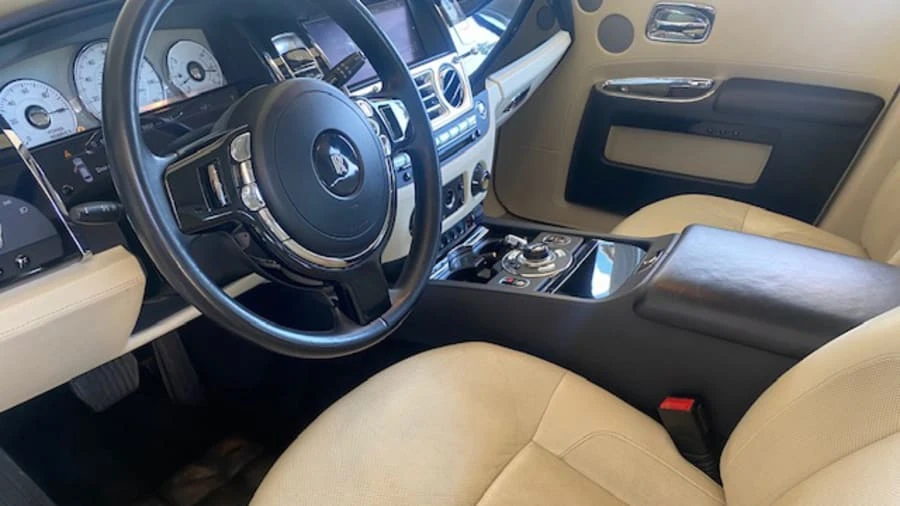 2010 Rolls-Royce Ghost 1st Gen - Image 5 of 14