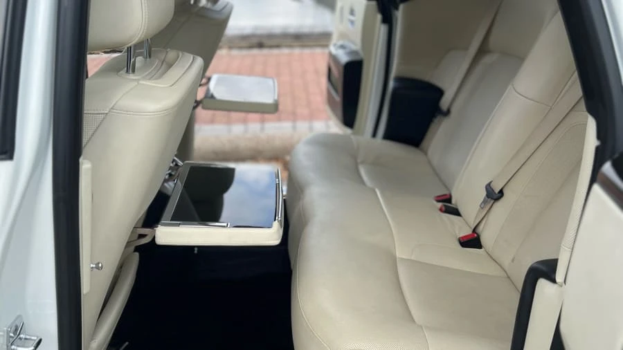 2010 Rolls-Royce Ghost 1st Gen - Image 4 of 30