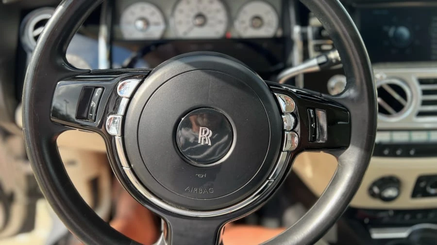 2010 Rolls-Royce Ghost 1st Gen - Image 12 of 30