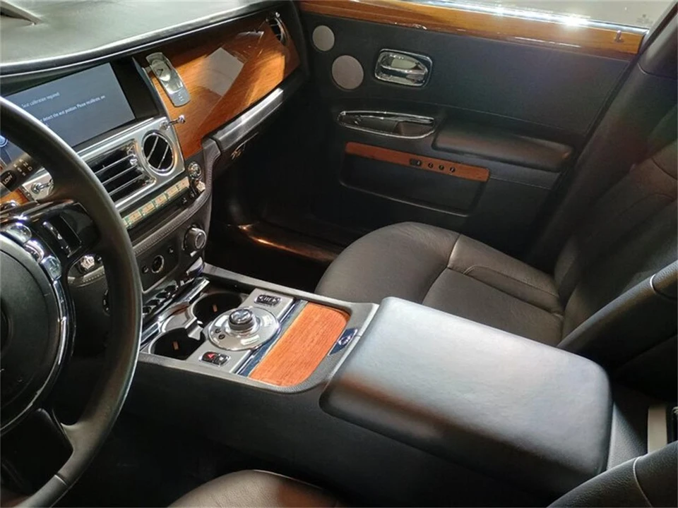 2010 Rolls-Royce Ghost 1st Gen - Image 20 of 31