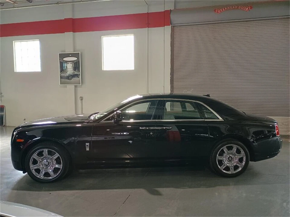 2010 Rolls-Royce Ghost 1st Gen - Image 2 of 31