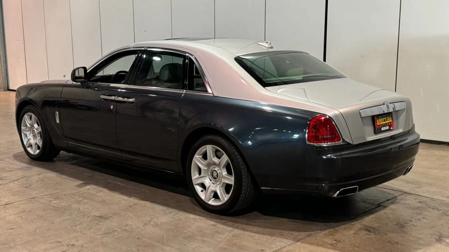 2010 Rolls-Royce Ghost 1st Gen - Image 3 of 14