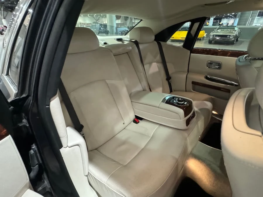 2010 Rolls-Royce Ghost 1st Gen - Image 6 of 14