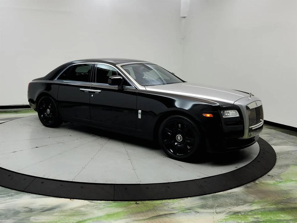 2010 Rolls-Royce Ghost 1st Gen - Image 3 of 31