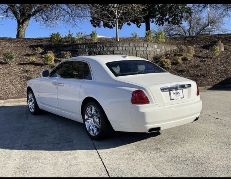 2010 Rolls-Royce Ghost 1st Gen - Image 8 of 17