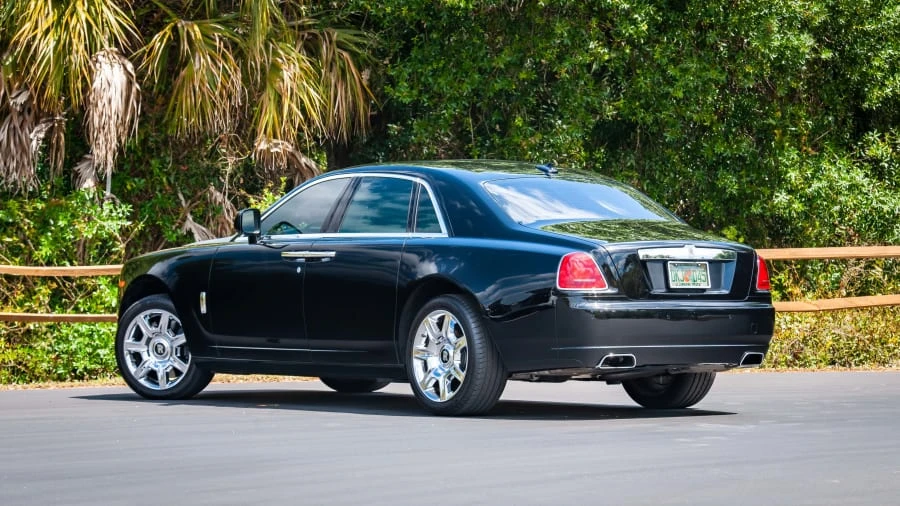 2010 Rolls-Royce Ghost 1st Gen - Image 3 of 31