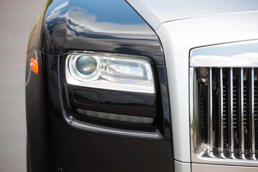 2010 Rolls-Royce Ghost 1st Gen - Image 26 of 31