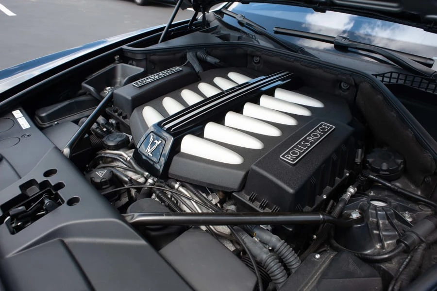 2010 Rolls-Royce Ghost 1st Gen - Image 10 of 31