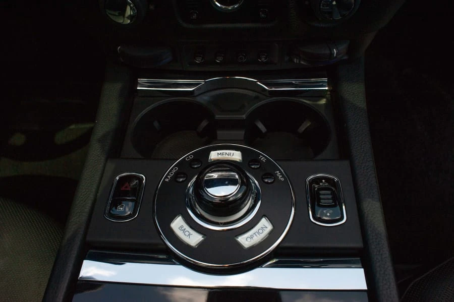 2010 Rolls-Royce Ghost 1st Gen - Image 11 of 31
