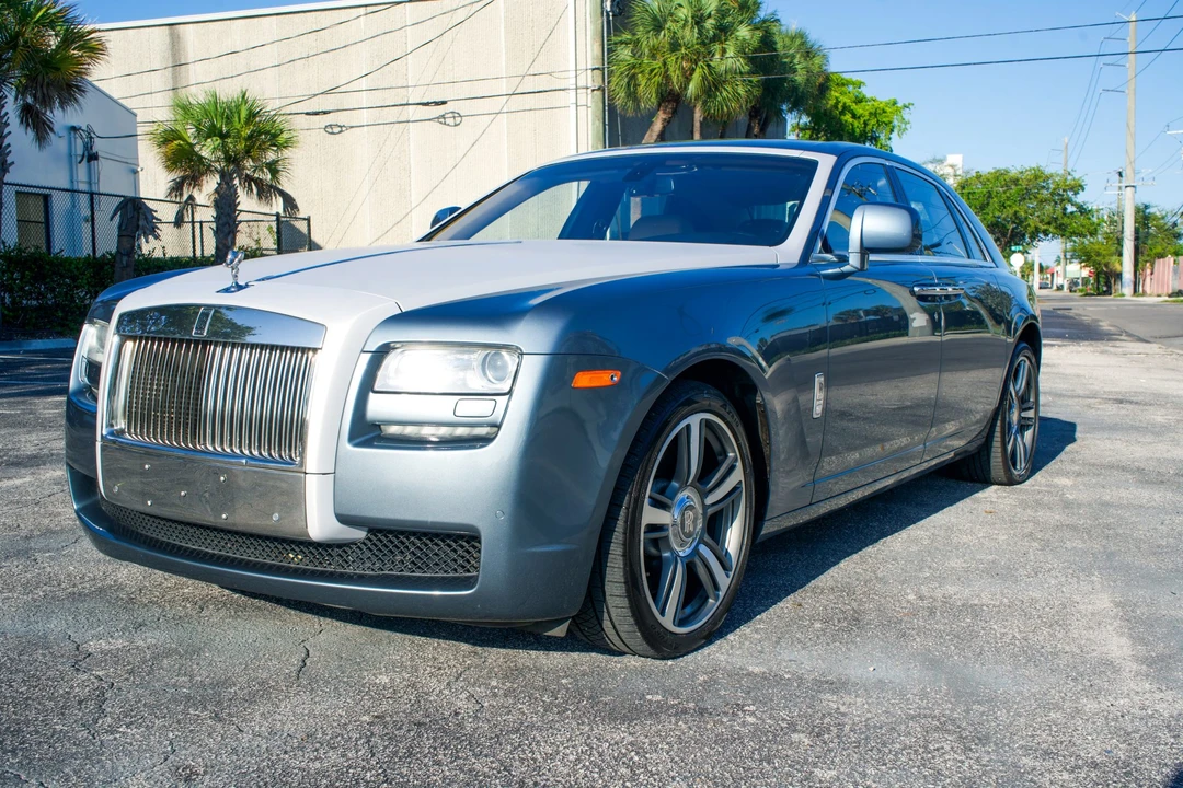 2010 Rolls-Royce Ghost 1st Gen - Image 5 of 31