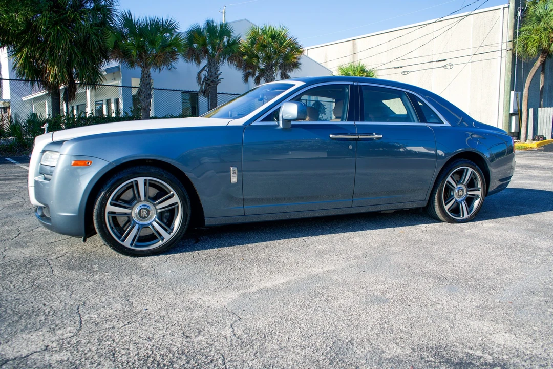 2010 Rolls-Royce Ghost 1st Gen - Image 8 of 31