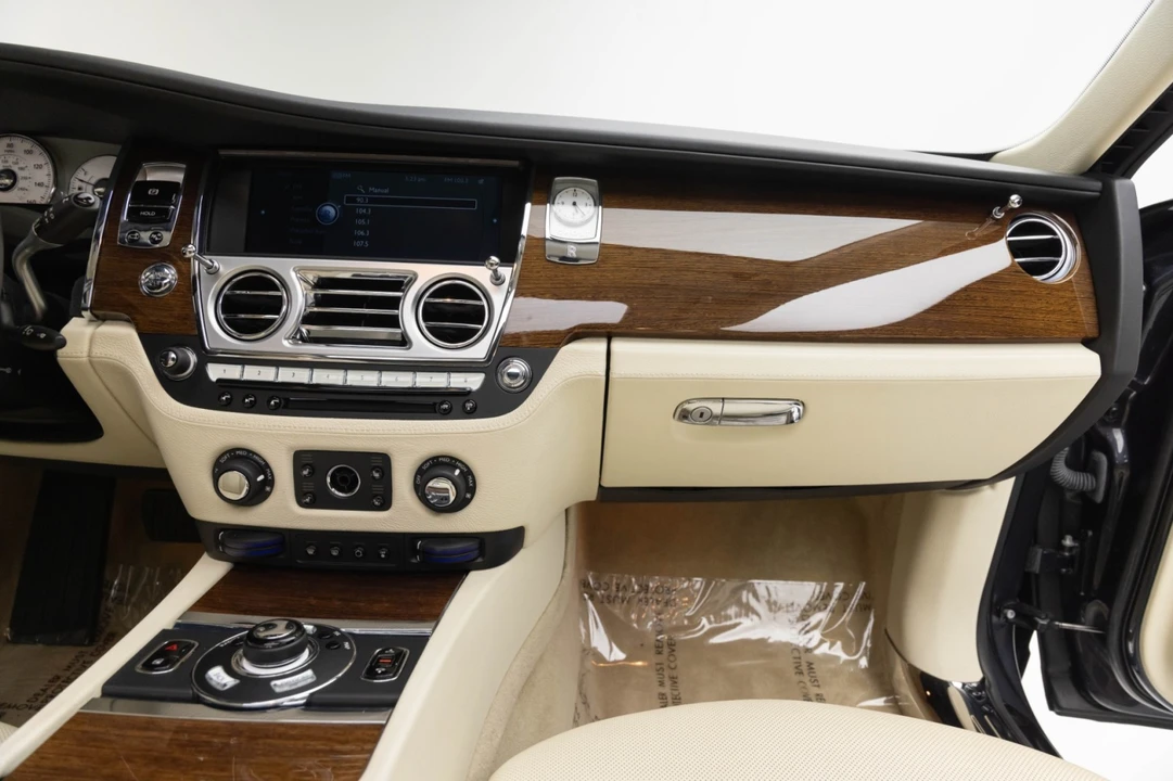 2010 Rolls-Royce Ghost 1st Gen - Image 20 of 21